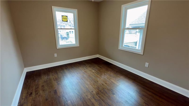 1969 30th St, Kansas City, KS 66104