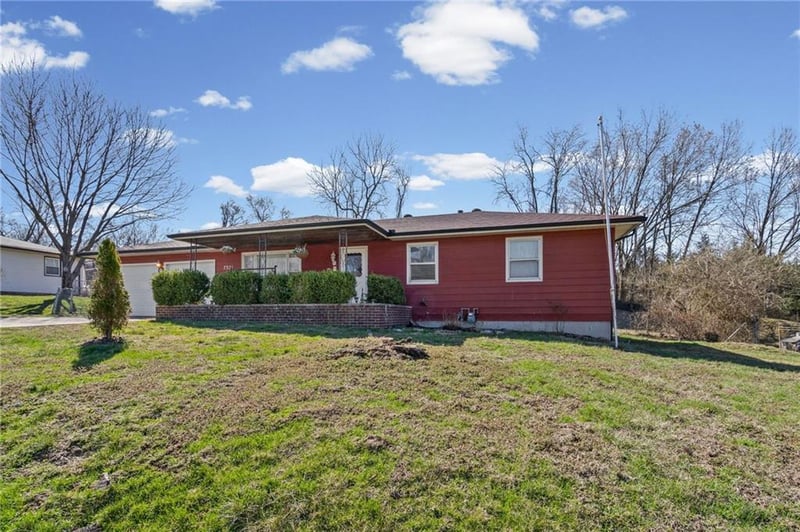 7321 Sloan Ave, Kansas City, KS 66109