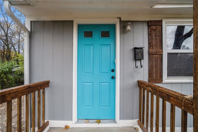 9034 Grand Ave, Kansas City, MO 64114