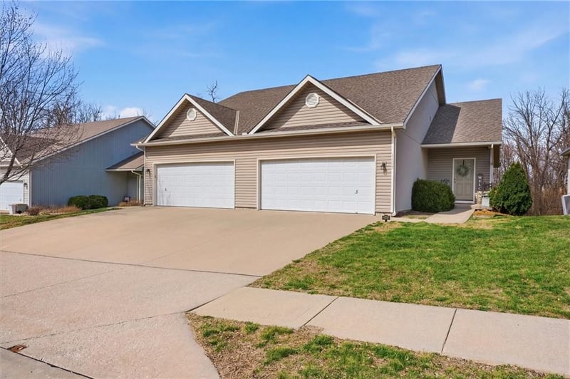 35083510 95th St, Kansas City, MO 64153