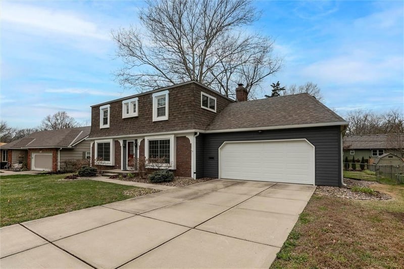 7230 Hemlock St, Overland Park, KS 66204