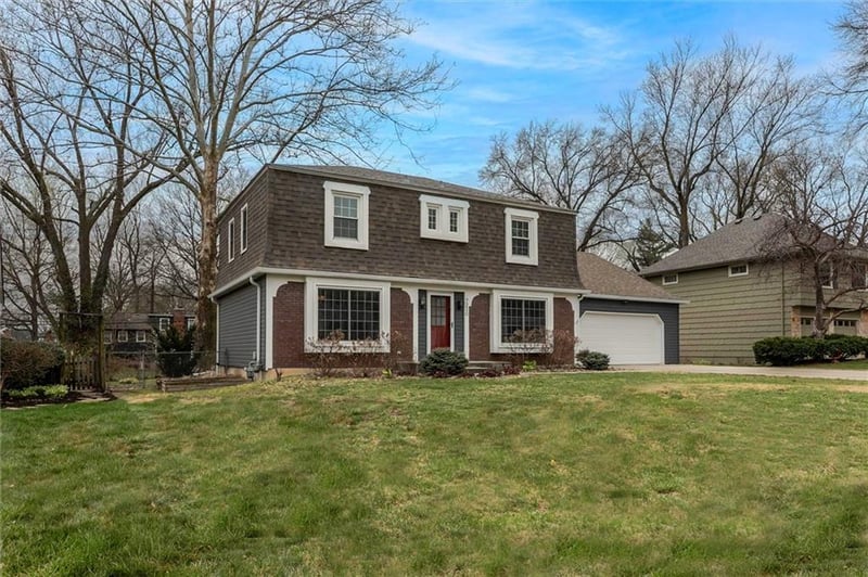 7230 Hemlock St, Overland Park, KS 66204