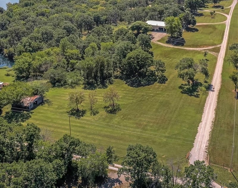 406B 21000 Rd, Cherryvale, KS 67335