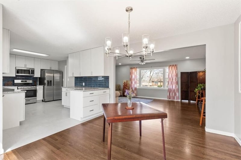 4309 Grandview Rd, Kansas City, MO 64137