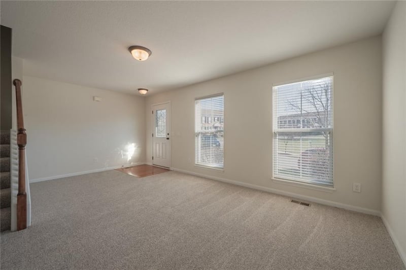 8112 Drury Ave, Kansas City, MO 64119