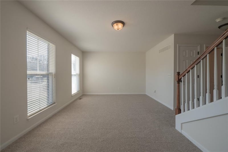 8112 Drury Ave, Kansas City, MO 64119