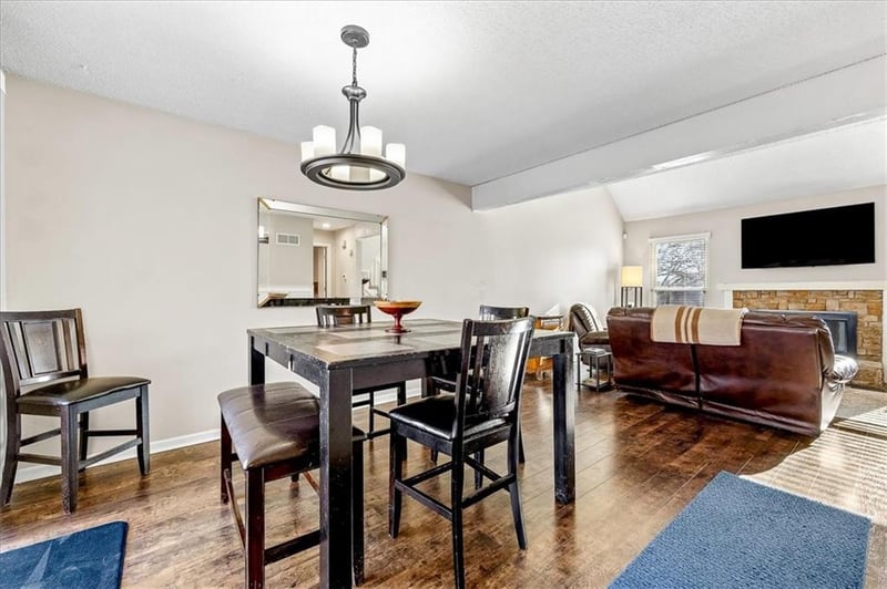 10788 Oakmont St, Overland Park, KS 66210