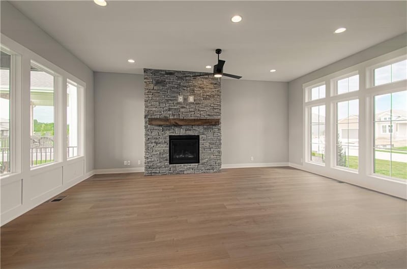 17218 S Heatherwood St, Olathe, KS 66062