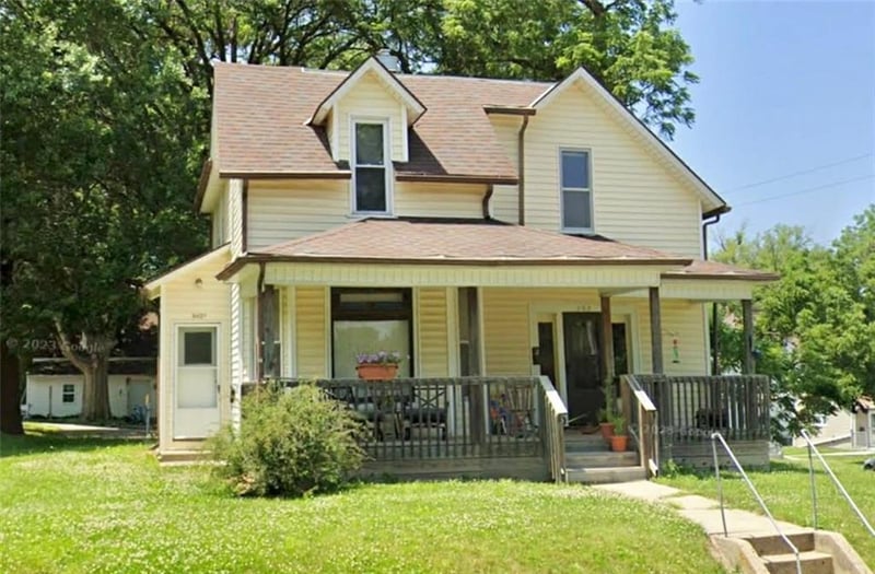302 Fillmore St, Maryville, MO 64468