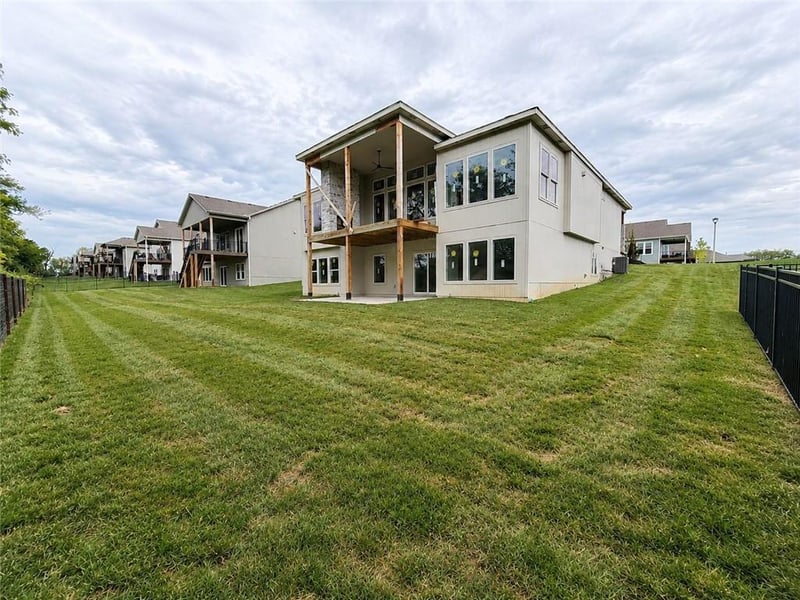 24875 W 145th Pl, Olathe, KS 66061