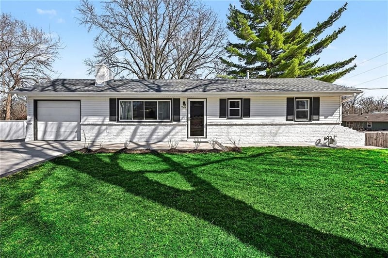 3519 65th St, Kansas City, KS 66104