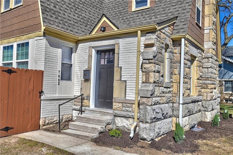 7442 Paseo Blvd, Kansas City, MO 64131