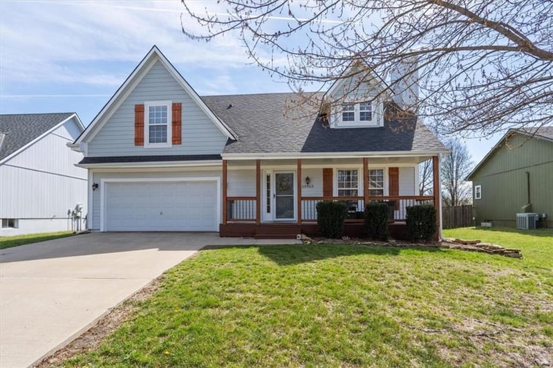 20953 125th St, Olathe, KS 66061