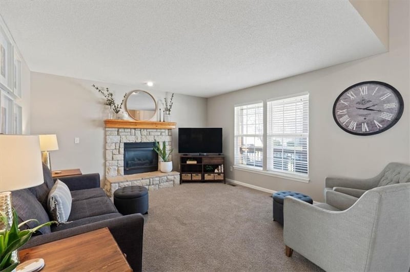 20953 125th St, Olathe, KS 66061
