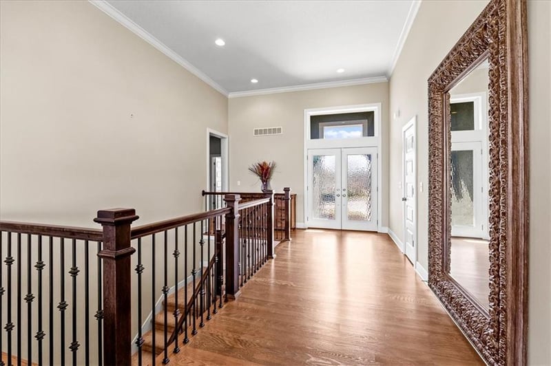 10008 Revere Ct, Kansas City, MO 64154