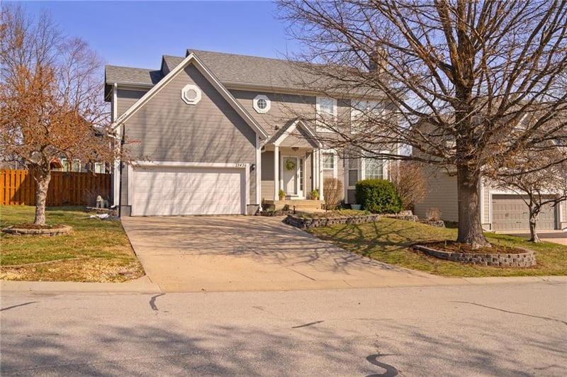 21436 48th St, Shawnee, KS 66226