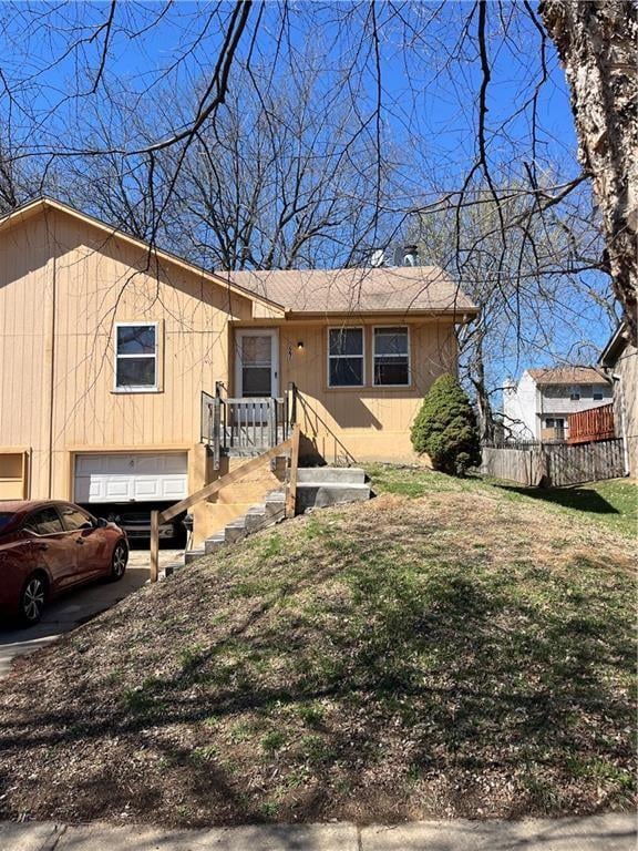 8270 Perry St, Overland Park, KS 66204