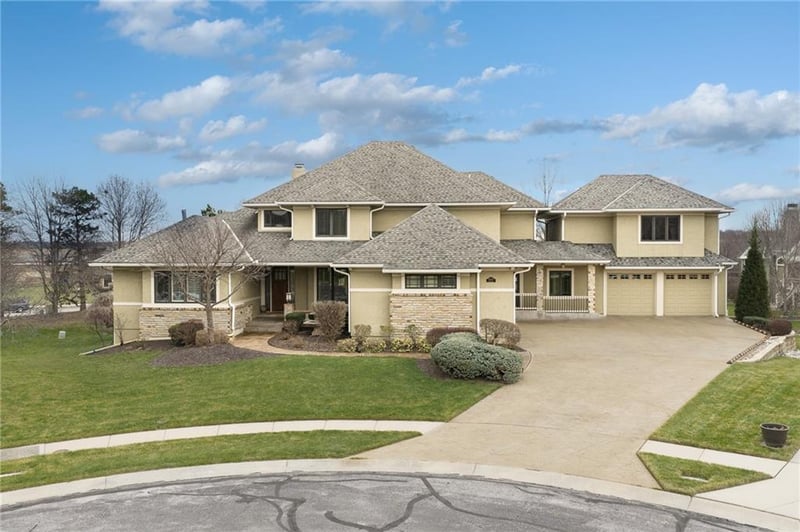 14105 Stearns St, Overland Park, KS 66221