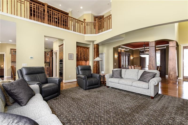 14105 Stearns St, Overland Park, KS 66221