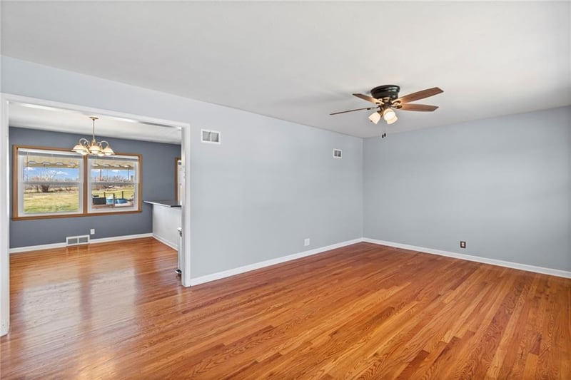 12905 54 Ter, Kansas City, MO 64133