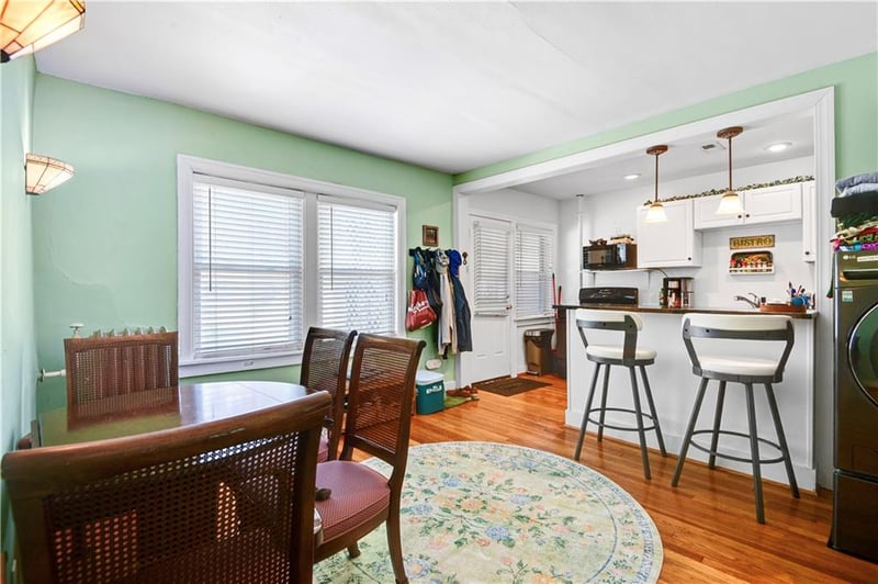 212 Emanuel Cleaver Ii Blvd #2 West, Kansas City, MO 64112