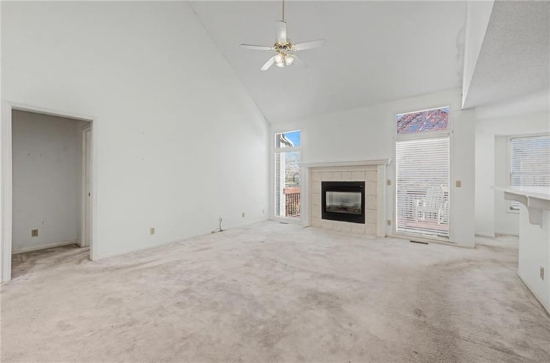 6817 W 156th Ter, Overland Park, KS 66223