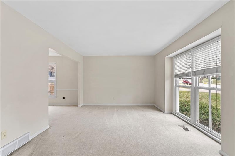 11618 Cherry St, Kansas City, MO 64114