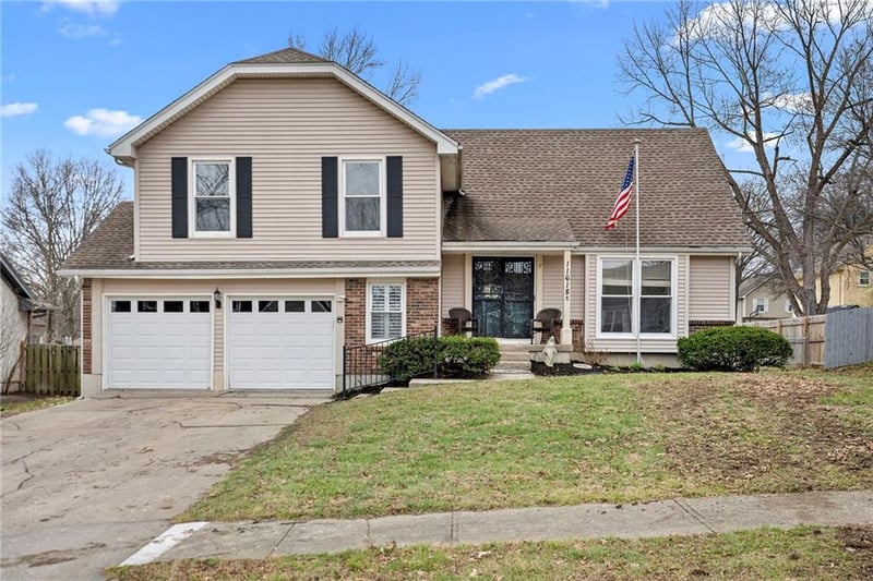 11618 Cherry St, Kansas City, MO 64114