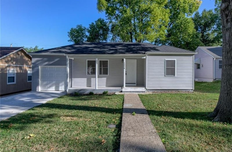 1224 43rd Ter, Kansas City, MO 64116