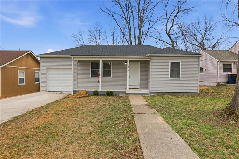 1224 NE 43rd Ter, Kansas City, MO 64116