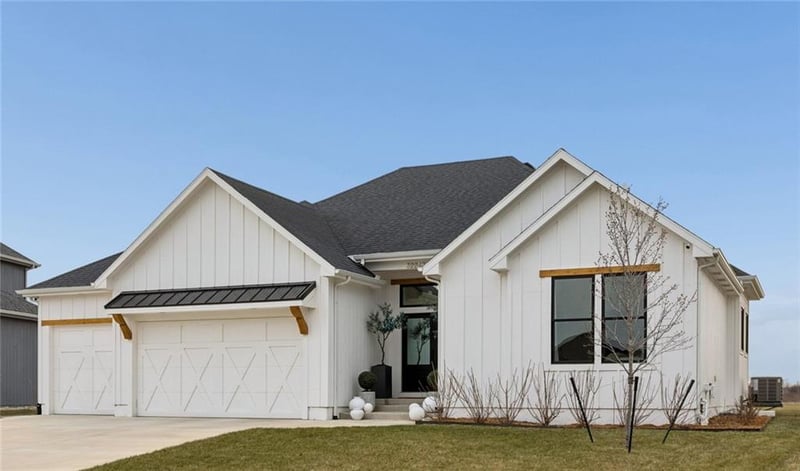 32247 165 St, Gardner, KS 66030