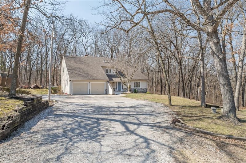 9733 Hwy 190 Hw, Chillicothe, MO 64601