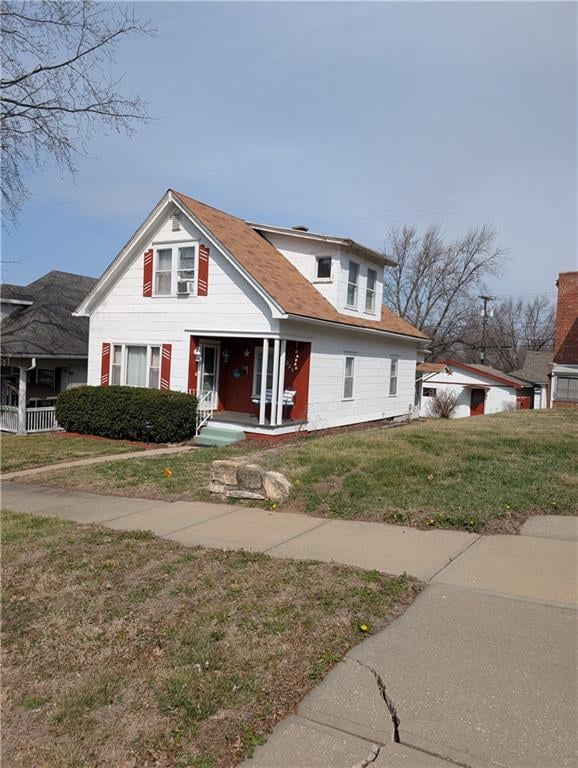 3223 Penn St, St Joseph, MO 64507