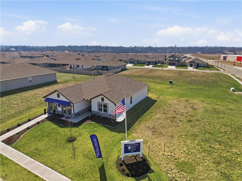 20385 193rd Ln, Spring Hill, KS 66083