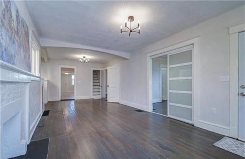 2024 48th Ter, Kansas City, MO 64130