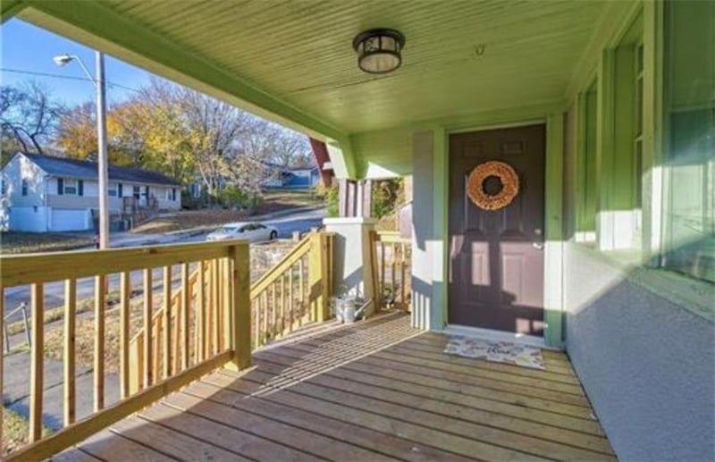 2024 48th Ter, Kansas City, MO 64130