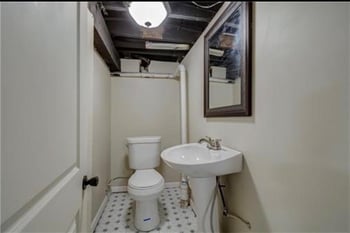 2024 E 48th Ter, Kansas City, MO 64130