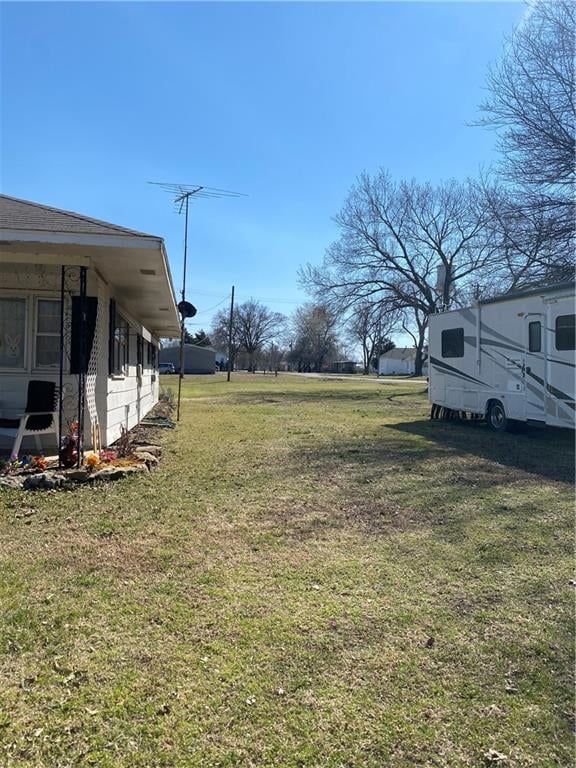 804 Perry N/A, Arma, KS 66712