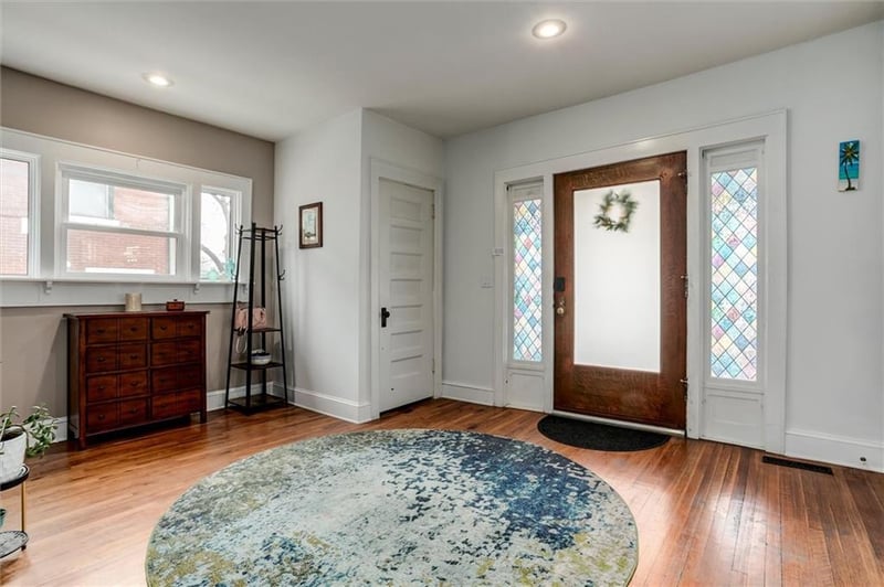 2918 Harrison St, Kansas City, MO 64109