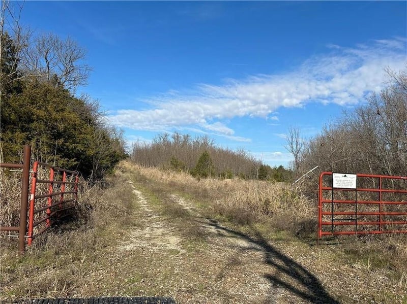 2000 Road Rd, Coffeyville, KS 67337