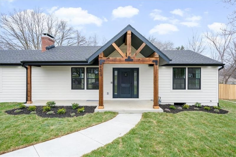 8620 75th St, Overland Park, KS 66204