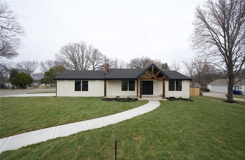 8620 75th St, Overland Park, KS 66204