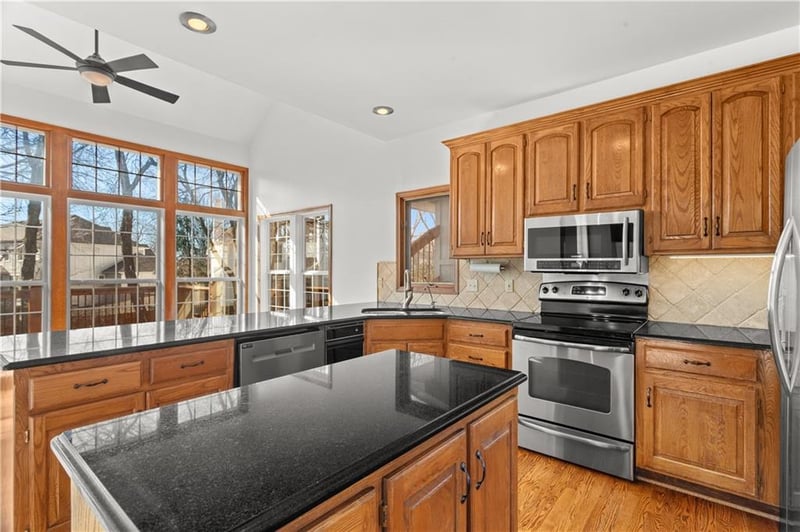 12929 Reeder St, Overland Park, KS 66213