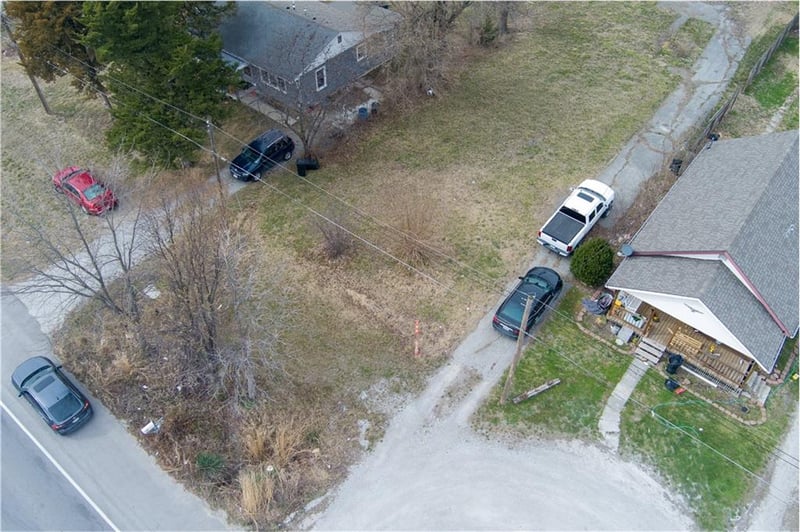2019 Parkview Ave, St Joseph, MO 64504