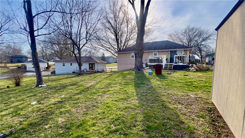 1924 5th St, Blue Springs, MO 64014