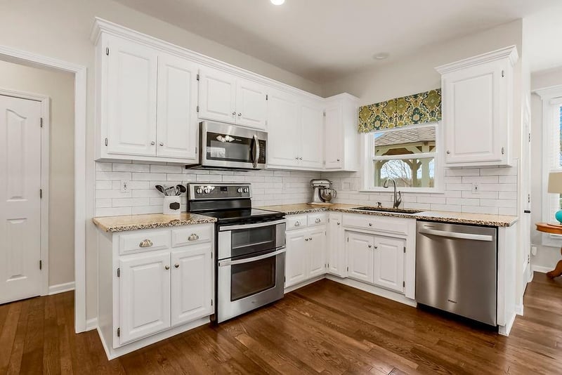 6515 147th Ter, Overland Park, KS 66223