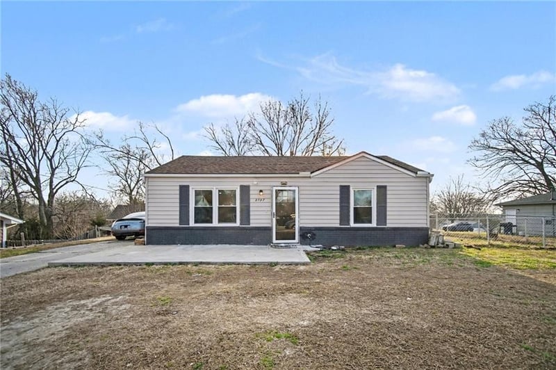 2707 64th St, Kansas City, KS 66104