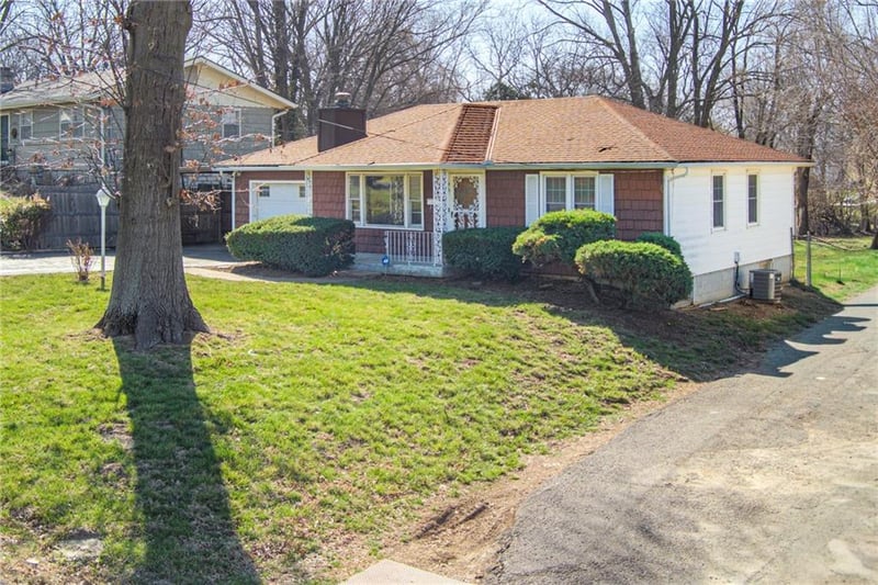 5425 Webster Ave, Kansas City, KS 66104