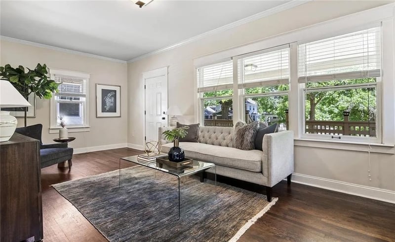 4510 Pennsylvania Ave, Kansas City, MO 64111