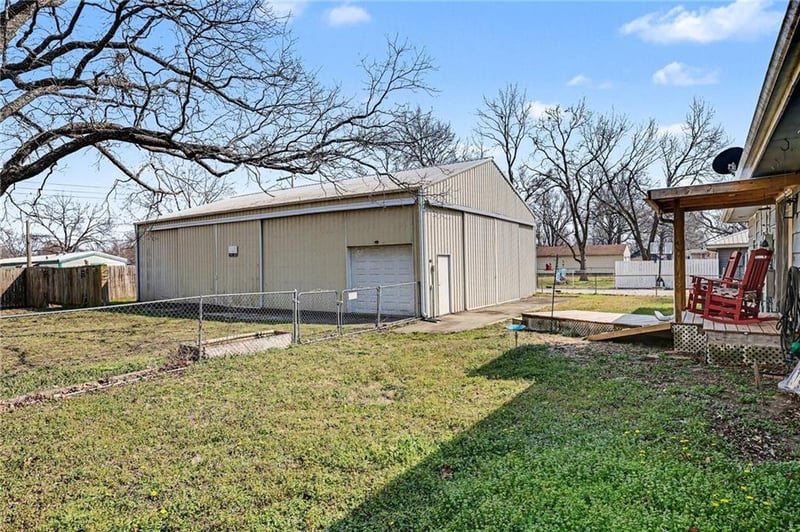 529 N 5th St, Lacygne, KS 66040